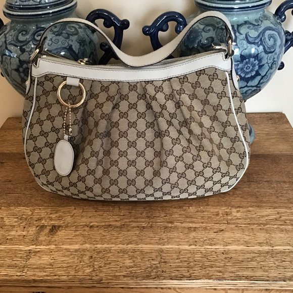 Authentic Gucci Bag - Picture 3 of 4